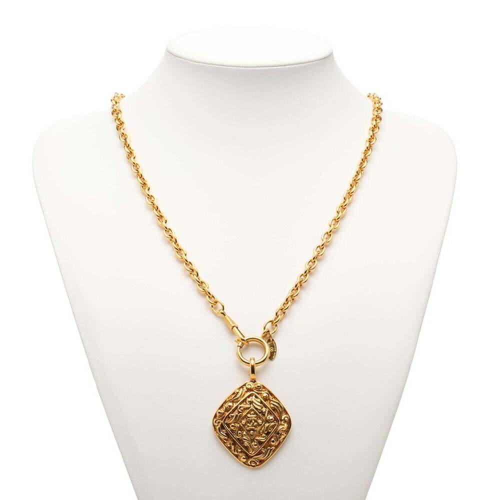 CHANEL Authentic Vintage Gold Logo Necklace - Picture 6 of 6